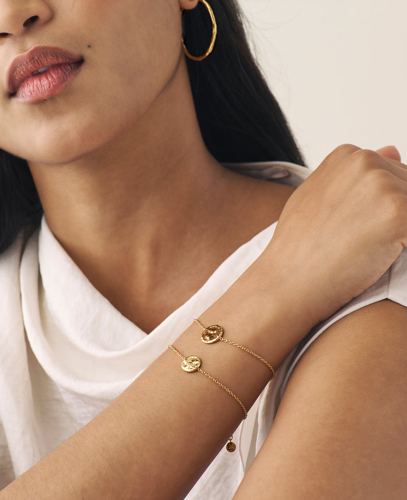 Engravable Disk Bracelet Gold
