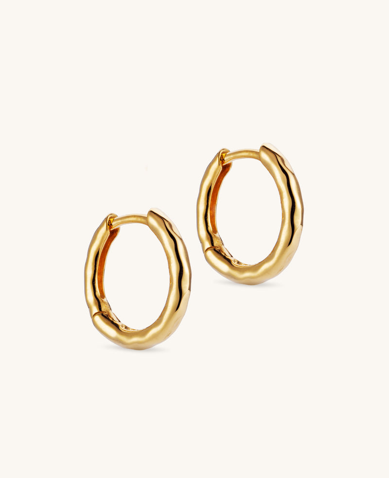 (PRE-ORDER) Medium Hammered Hoops Gold