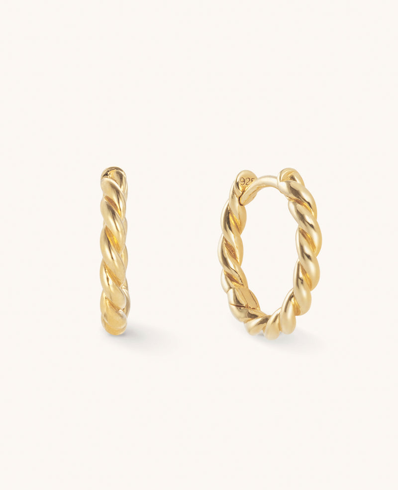 *AVAILABLE FOR PRE-ORDER* Medium Twist Hoops Gold