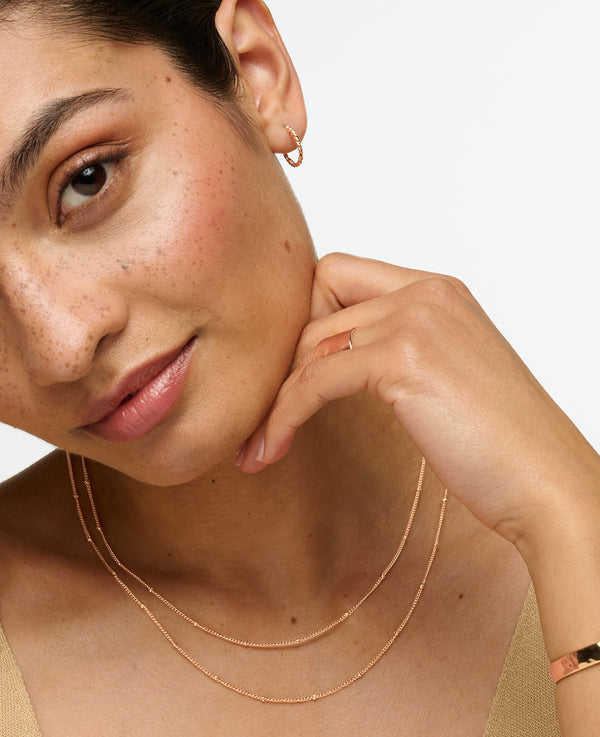 Medium Twist Hoops