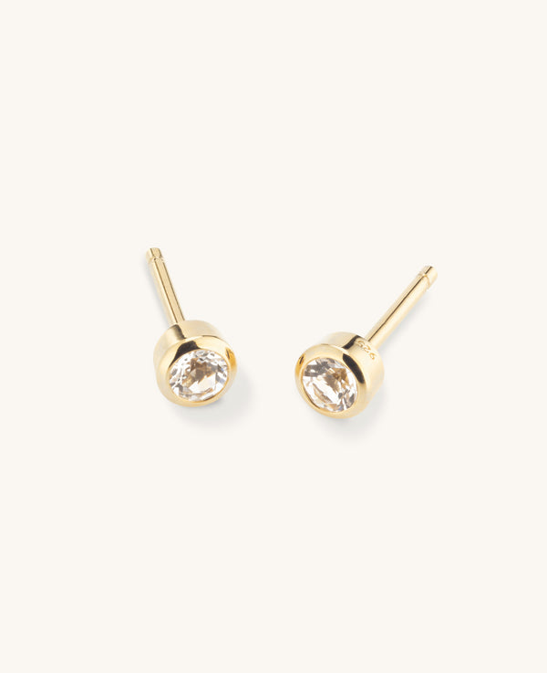Sapphire Round Studs Gold
