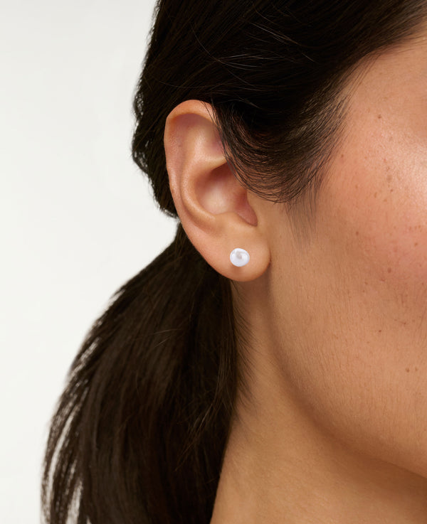 (PRE-ORDER) Small Baroque Pearl Studs Gold