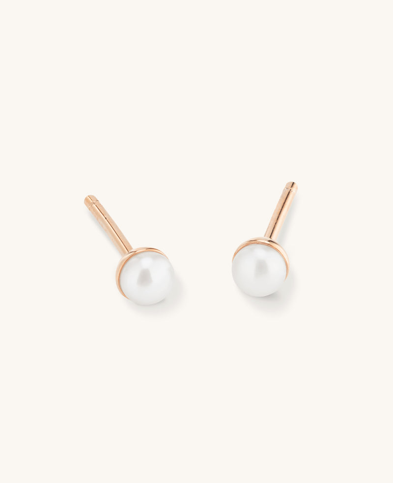 *SAMPLE SALE* Pearl Round Studs Rose Gold